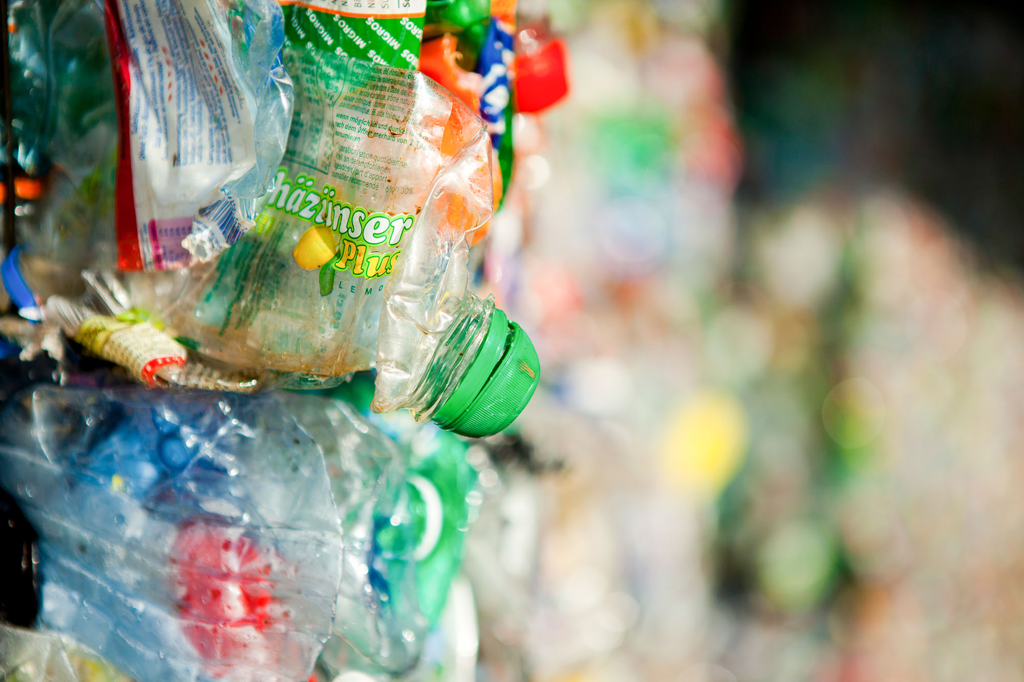 PET Getränkeflaschen » Kuster Recycling AG